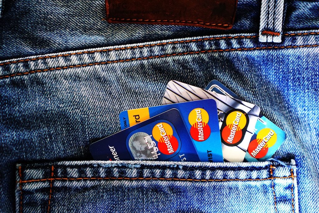 Banque en ligne avec e-carte bleue